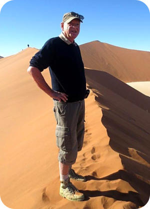 Horst Gründer in der Wüste